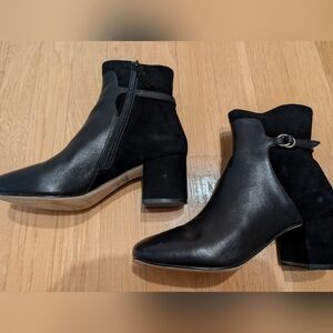 Cole haan Ankle boots with heels Suede Size 6, color black